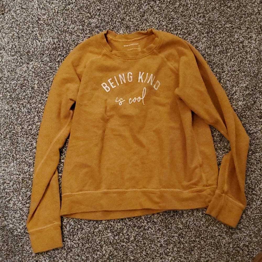 Good hyoumam sweatshirt